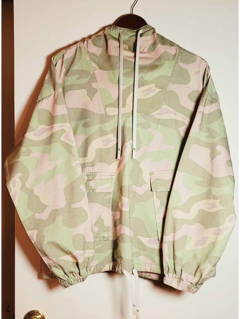 Zara Men's Camouflage Hooded Pullover Jacket, Size M